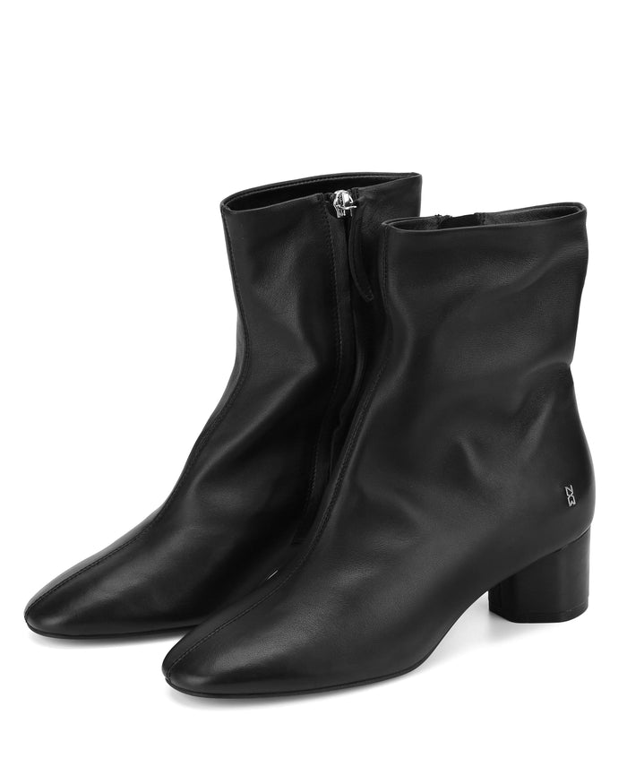 Alyssa Black Leather