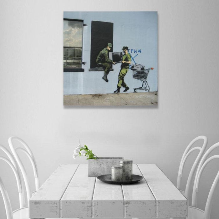 Banksy Looting Soldiers, Graffiti
