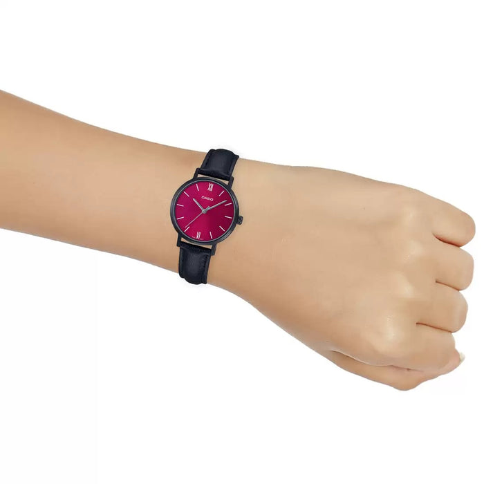 Casio Enticer Black Leather Analog Water Resistance, LTP-VT02BL-4AUDF-A2003