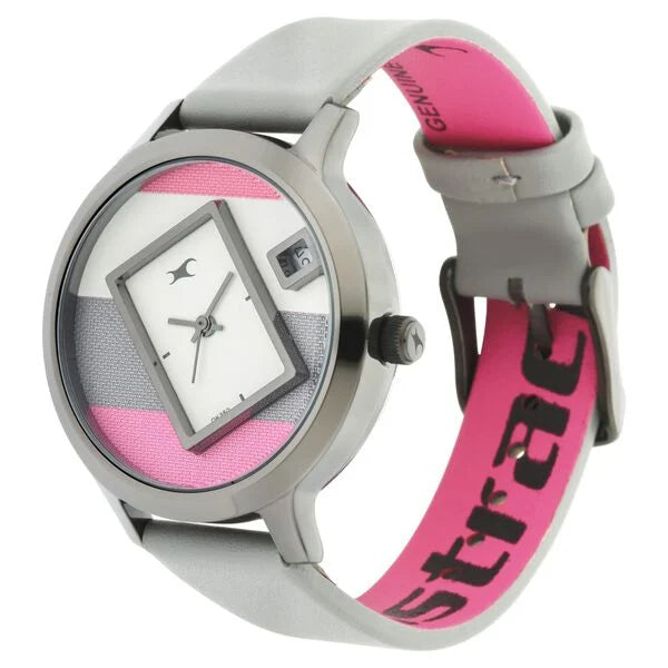 Fastrack Fit Outs Quartz Analog with Date Multicoloured Dial Leather Strap Watch for Girls ns6210ql01