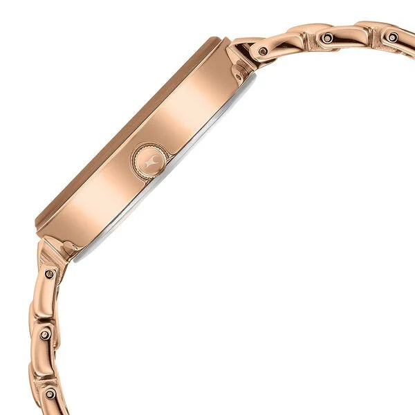 Fastrack Style Up Quartz Analog Champagne Dial Metal Strap Watch for Girls 6216WM02