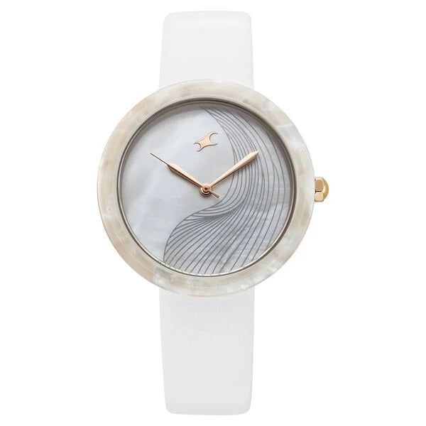 Fastrack Younique Quartz Analog Mother Of Pearl Dial LeatherStrap Watch For Girls 68035kl01