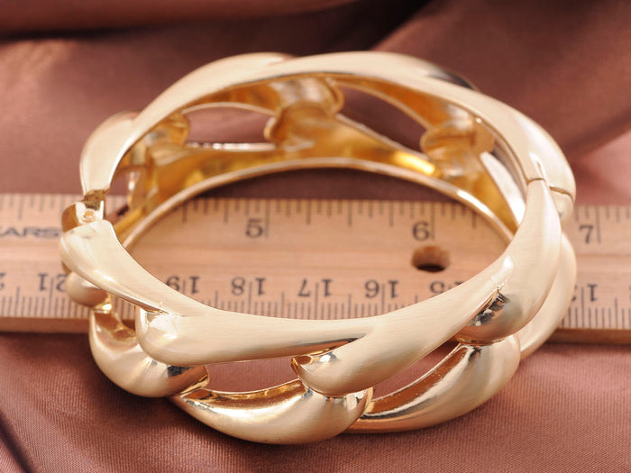 Roman Style Chic Twist Bangle Bracelet