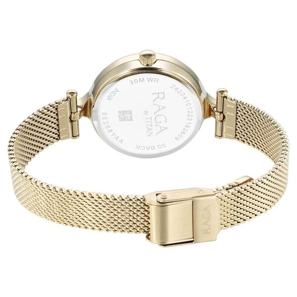 Titan Raga Showstopper Quartz Analog Watch for Women 95268ym01