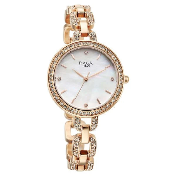 Titan Raga Showstopper Quartz Analog  Watch for Women 95272wm01