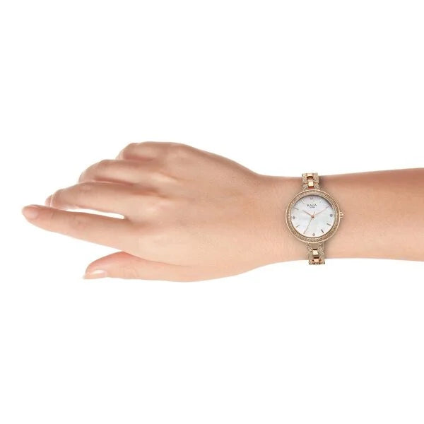 Titan Raga Showstopper Quartz Analog  Watch for Women 95272wm01