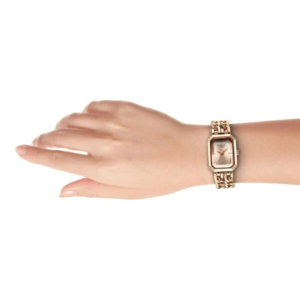 Titan Raga Showstopper Quartz Analog Watch for Women 95283wm01