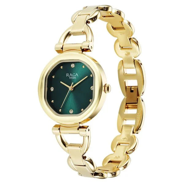 Titan Raga Showstopper Quartz Analog Watch For Women 95301ym01