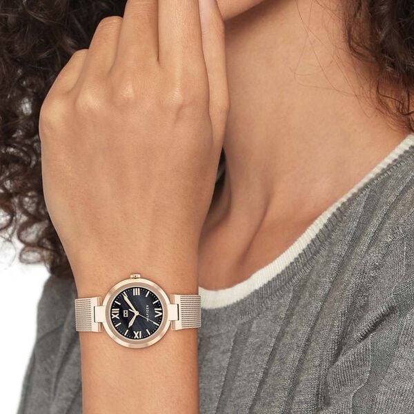 Tommy Hilfiger Quartz Analog Mother Of Pearl dial Stainless Steel Strap Watch for Women th1782633